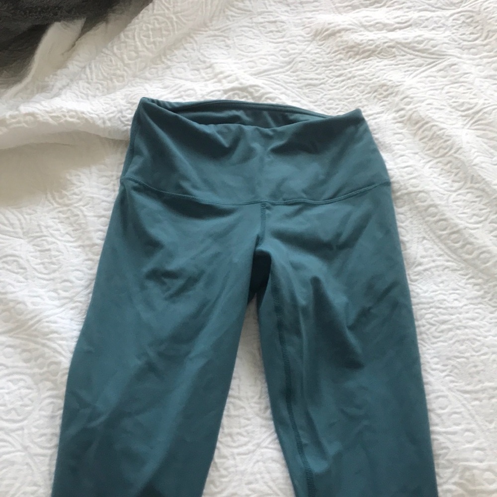 blue activewear leggings